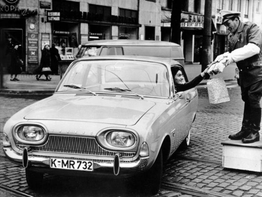  Ford Taunus 17M 2-Door 1960 года  (фото 2 из 9)